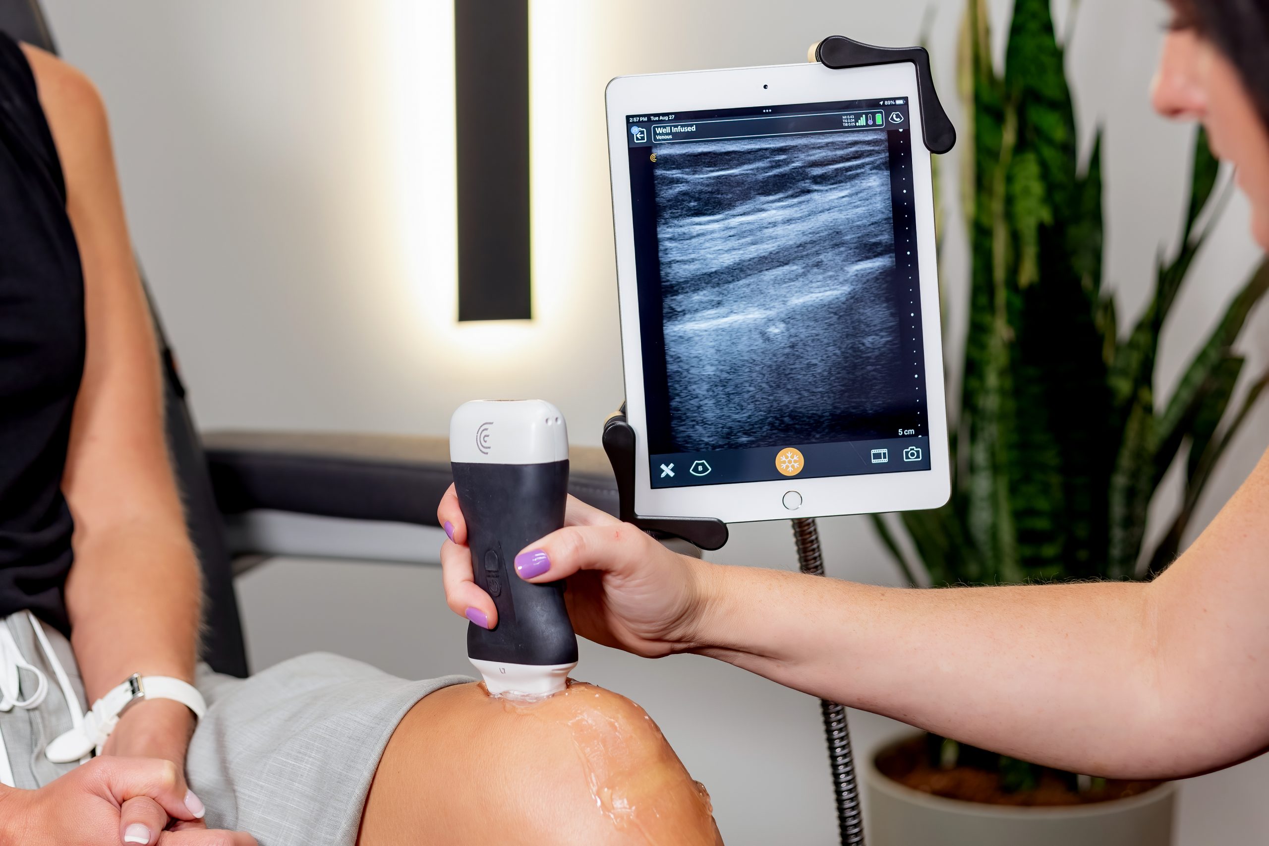 Ultrasound-guided regenerative medicine therapy for joint pain and repair